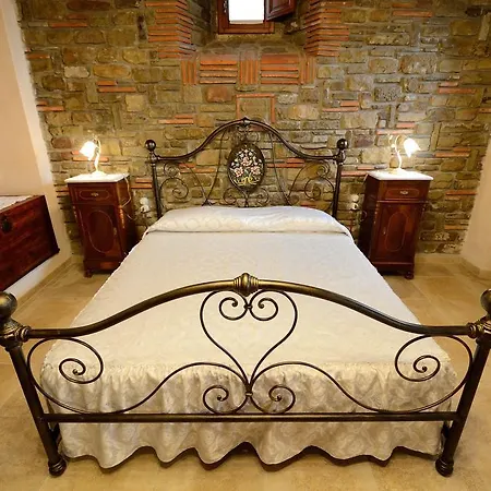 Agriturismo Iris Farm stay